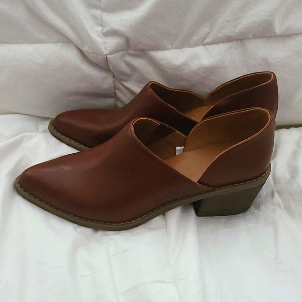 Ankle boots